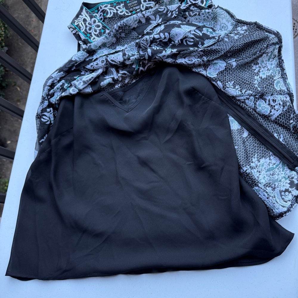 Nicole by Nicole Miller Black Floral Peplum Sleeveless Blouse Y2K Babydoll | 14 - Picture 10 of 16